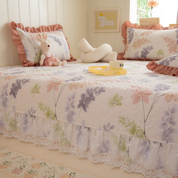 91家纺网 家纺一手货源 找家纺 美达家纺 2026新款A类全棉夹棉蕾丝花边榻榻米床垫大炕盖 栖川-紫