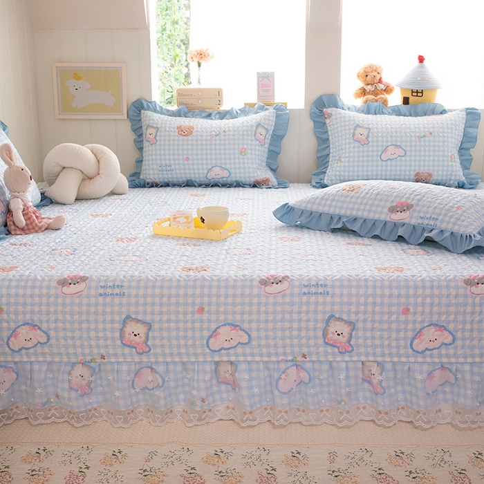 91家纺网 家纺一手货源 找家纺 美达家纺 2026新款A类全棉夹棉蕾丝花边榻榻米床垫大炕盖 甜蜜小狗