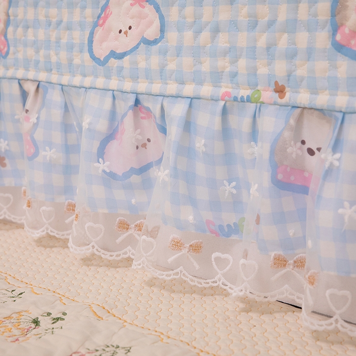 91家纺网 家纺一手货源 找家纺 美达家纺 2026新款A类全棉夹棉蕾丝花边榻榻米床垫大炕盖 甜蜜小狗