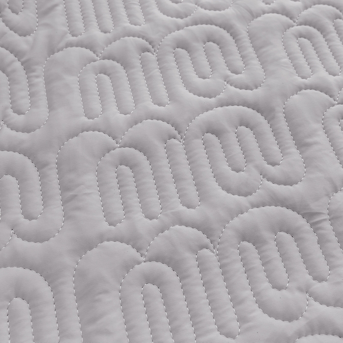 91家纺网 家纺一手货源 找家纺 恩和家纺 2026新款锦氨凉感丝夹棉床盖 冰美式凉感床盖 芦花灰