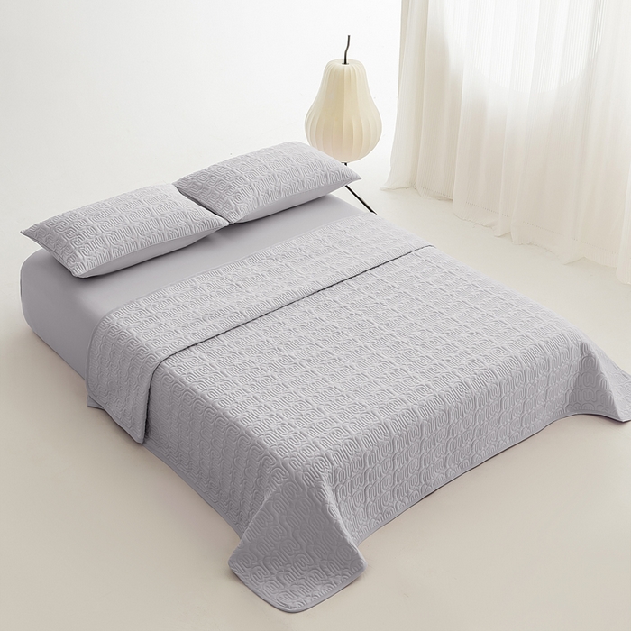 91家纺网 家纺一手货源 找家纺 恩和家纺 2026新款锦氨凉感丝夹棉床盖 冰美式凉感床盖 芦花灰