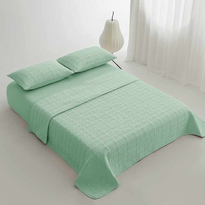 91家纺网 家纺一手货源 找家纺 恩和家纺 2026新款锦氨凉感丝夹棉床盖 冰美式凉感床盖 浅浅绿