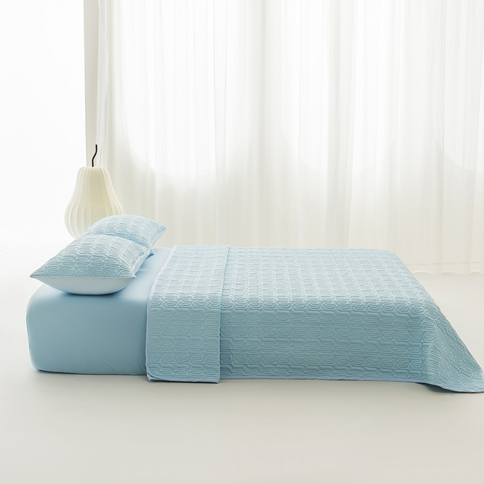 91家纺网 家纺一手货源 找家纺 恩和家纺 2026新款锦氨凉感丝夹棉床盖 冰美式凉感床盖 水花兰