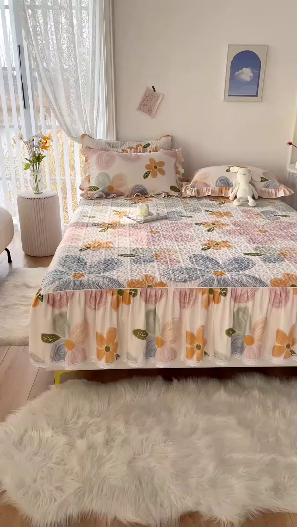 91家纺网 家纺一手货源 找家纺 （总）忘忧草 2026新款13372全棉夹棉款床笠式床裙