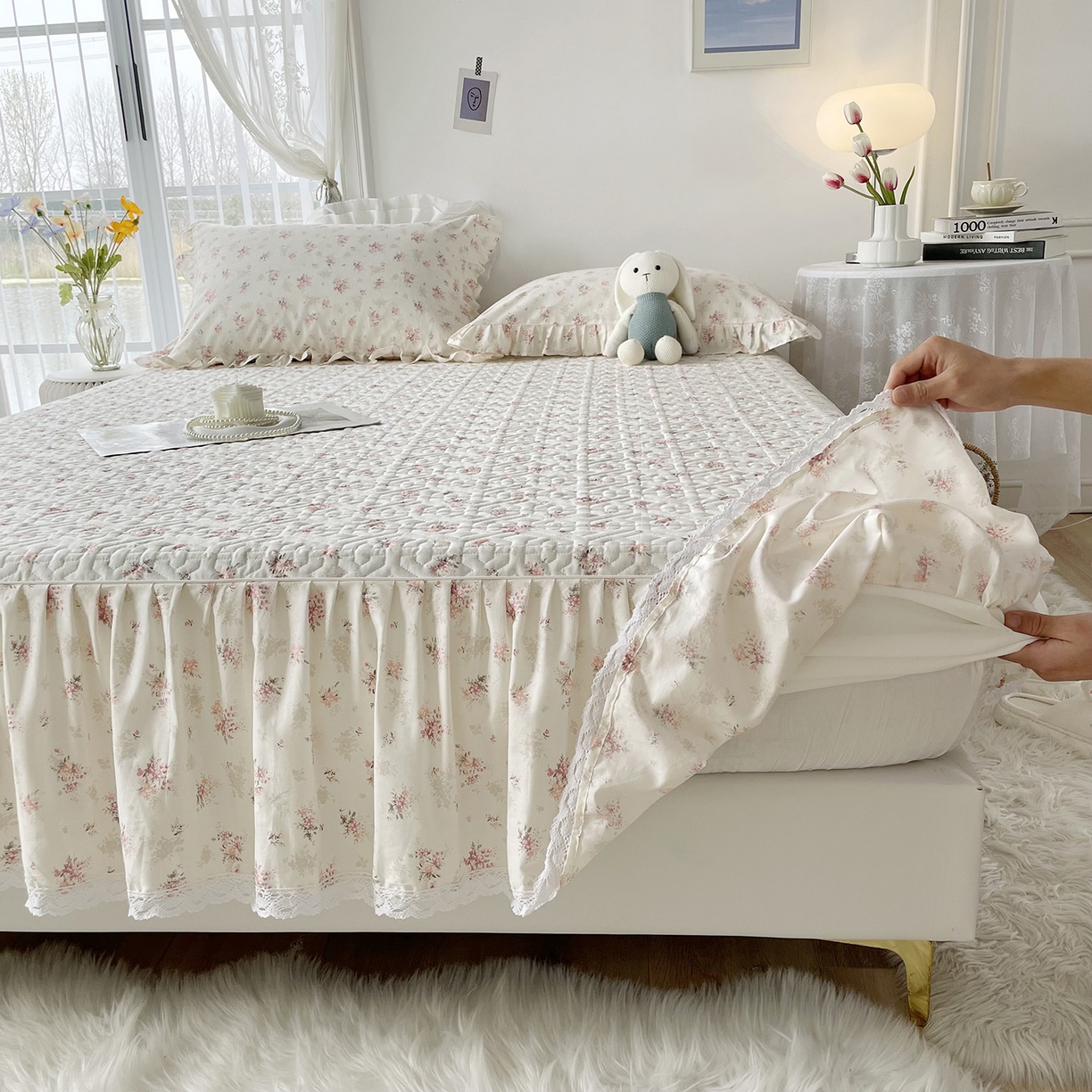 91家纺网 家纺一手货源 找家纺 忘忧草 2026新款13372全棉夹棉款床笠式床裙 1屋顶花园