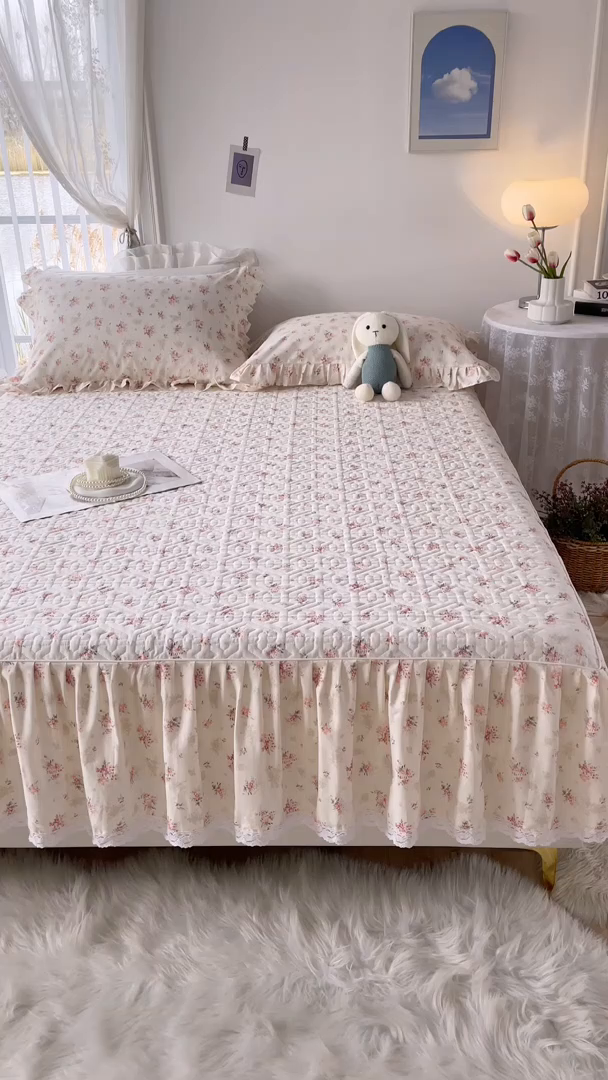 91家纺网 家纺一手货源 找家纺 忘忧草 2026新款13372全棉夹棉款床笠式床裙 1屋顶花园