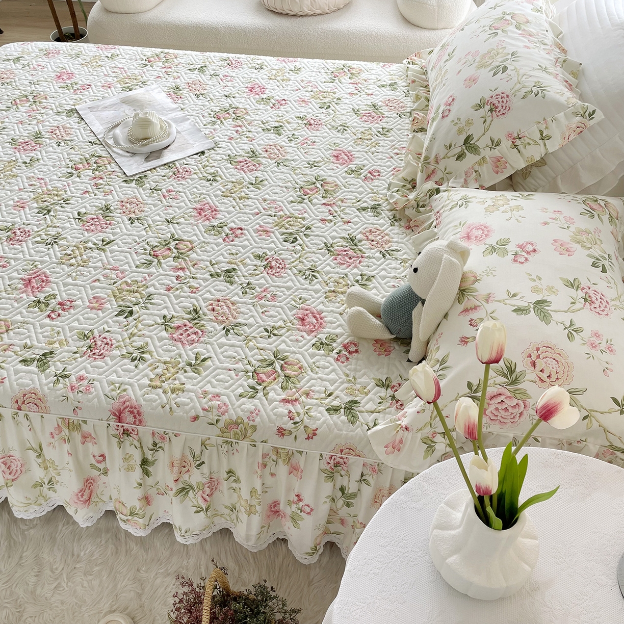 91家纺网 家纺一手货源 找家纺 忘忧草 2026新款13372全棉夹棉款床笠式床裙 3蜜汁 粉