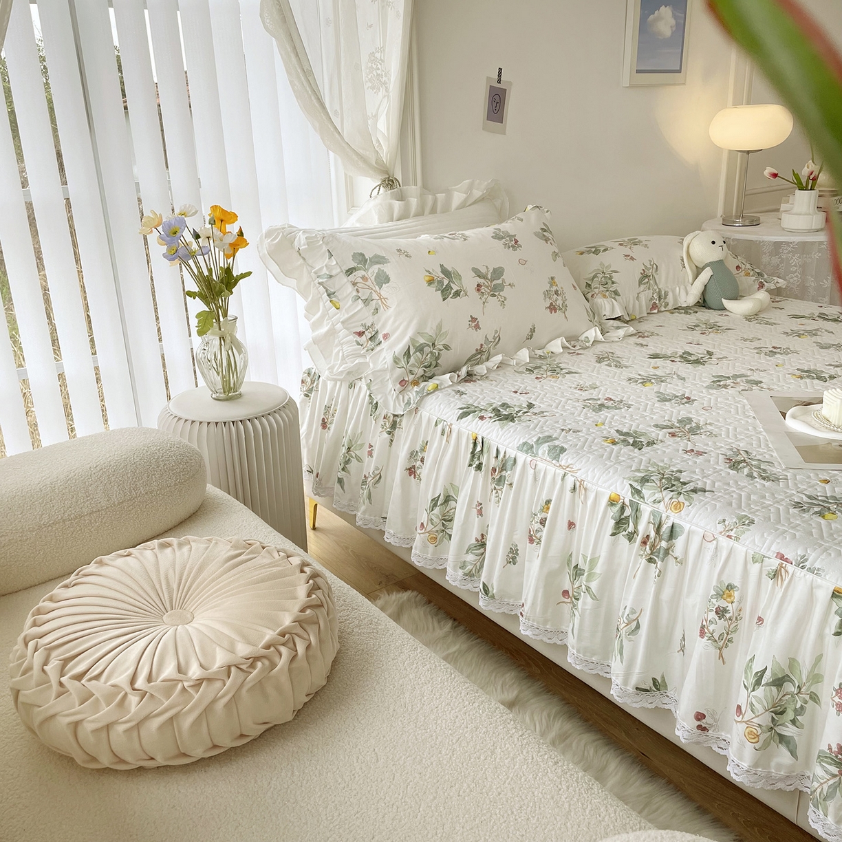 91家纺网 家纺一手货源 找家纺 忘忧草 2026新款13372全棉夹棉款床笠式床裙 4南枝