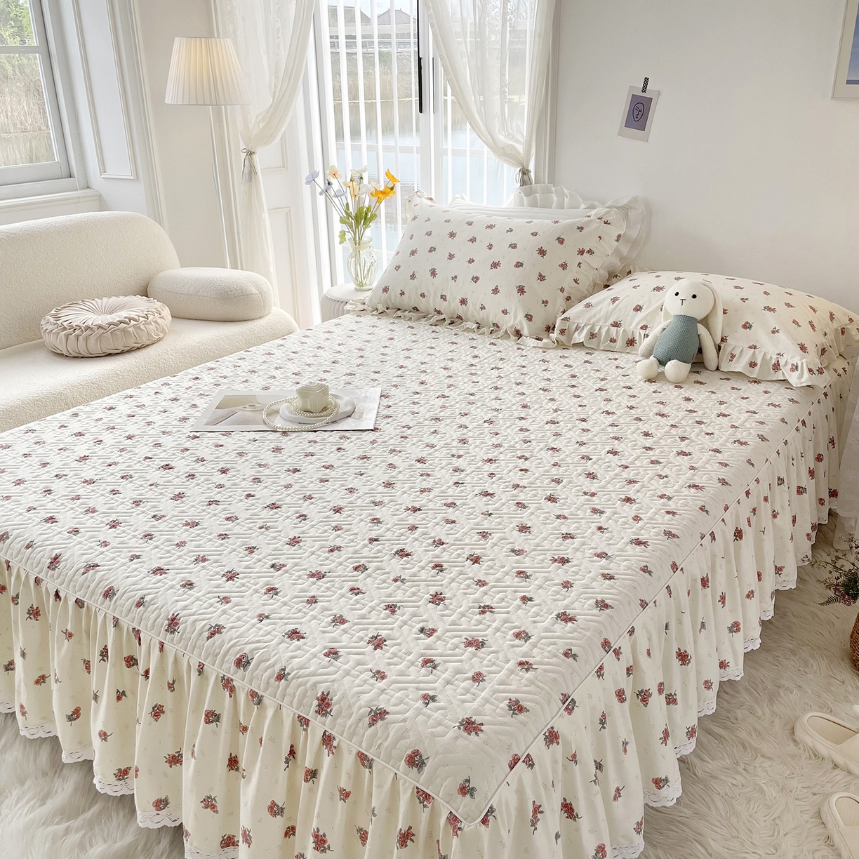 91家纺网 家纺一手货源 找家纺 忘忧草 2026新款13372全棉夹棉款床笠式床裙 5如愿