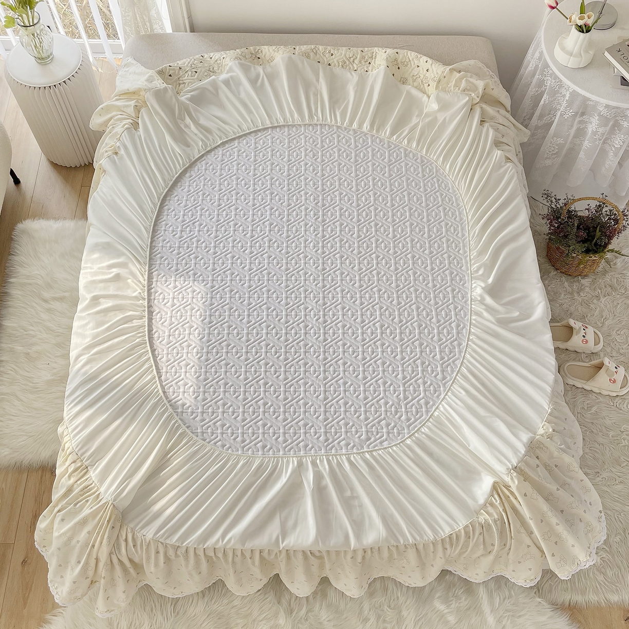 91家纺网 家纺一手货源 找家纺 忘忧草 2026新款13372全棉夹棉款床笠式床裙 6贝贝熊