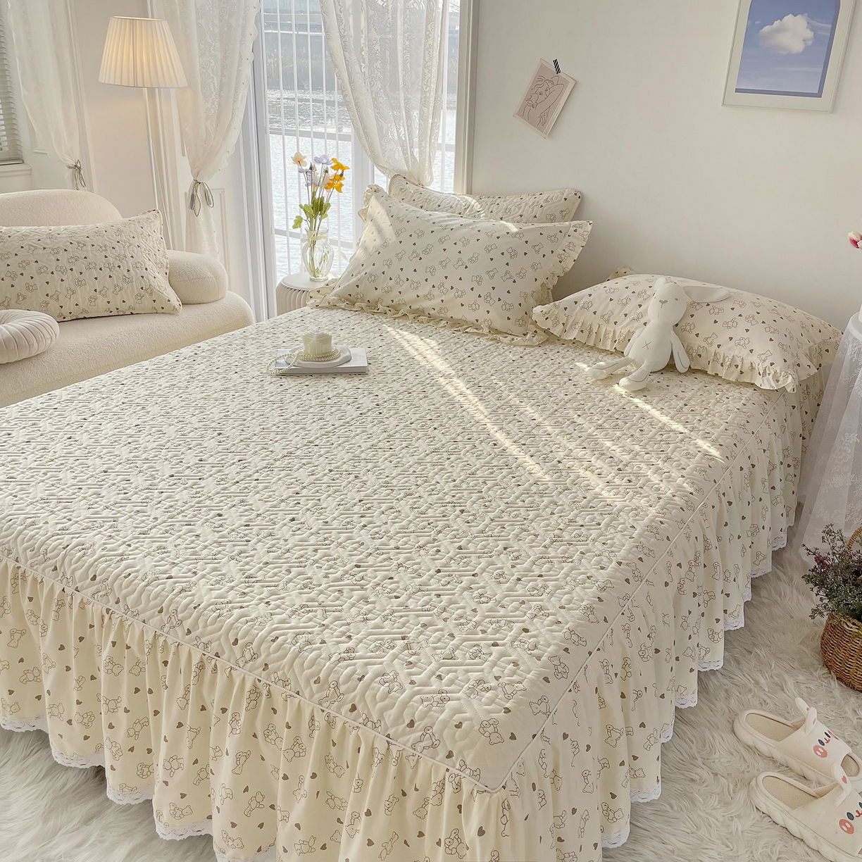 91家纺网 家纺一手货源 找家纺 忘忧草 2026新款13372全棉夹棉款床笠式床裙 6贝贝熊