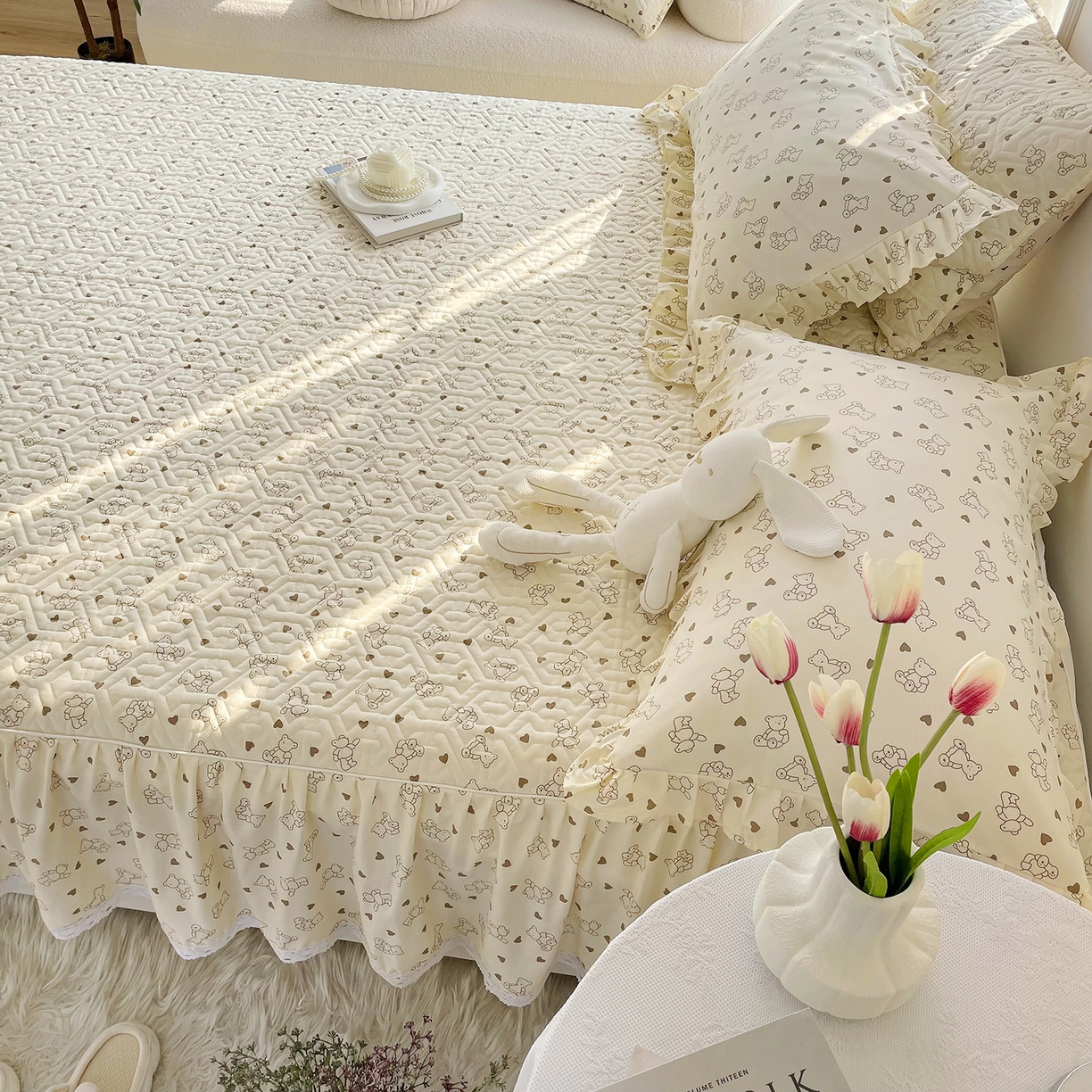 91家纺网 家纺一手货源 找家纺 忘忧草 2026新款13372全棉夹棉款床笠式床裙 6贝贝熊