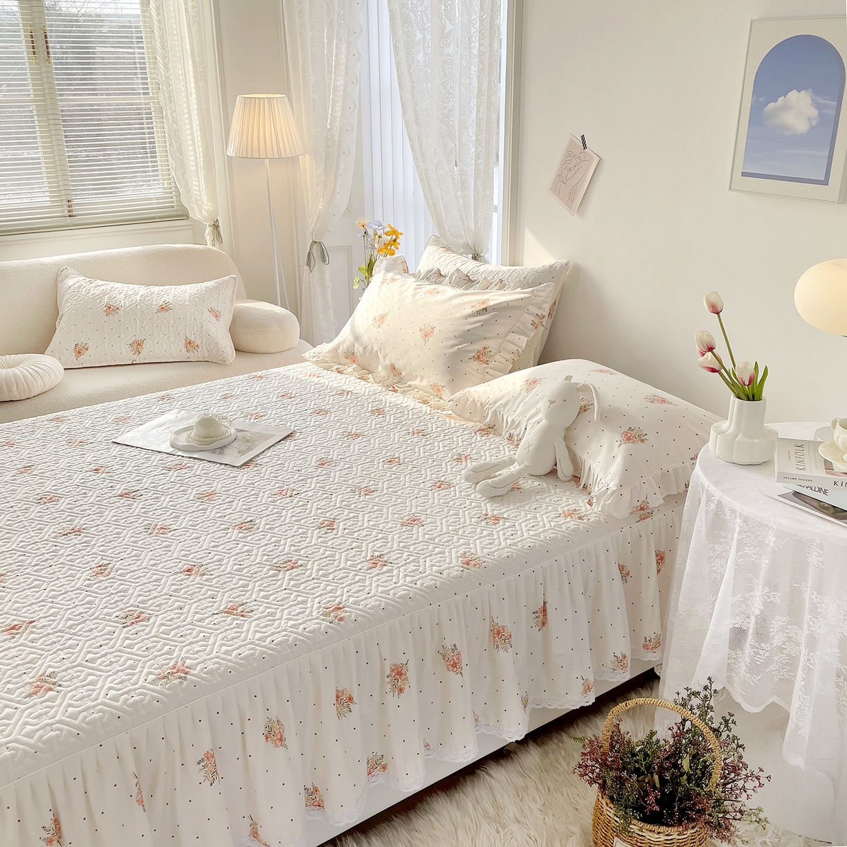 91家纺网 家纺一手货源 找家纺 忘忧草 2026新款13372全棉夹棉款床笠式床裙 7花簇-米