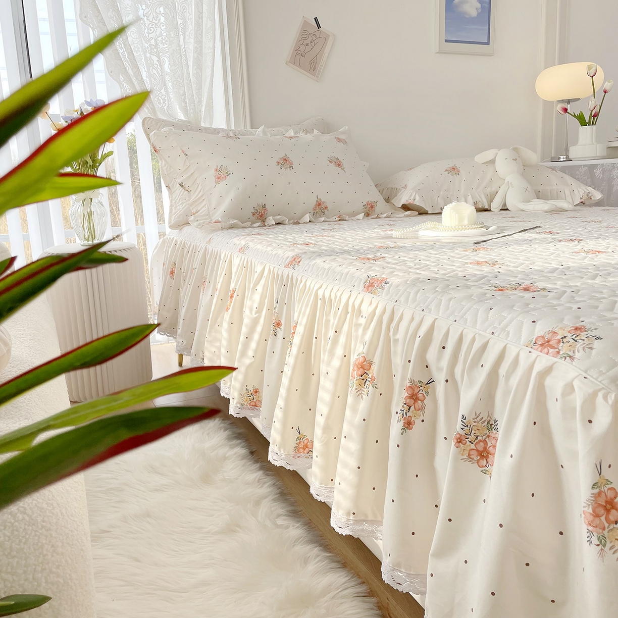 91家纺网 家纺一手货源 找家纺 忘忧草 2026新款13372全棉夹棉款床笠式床裙 7花簇-米