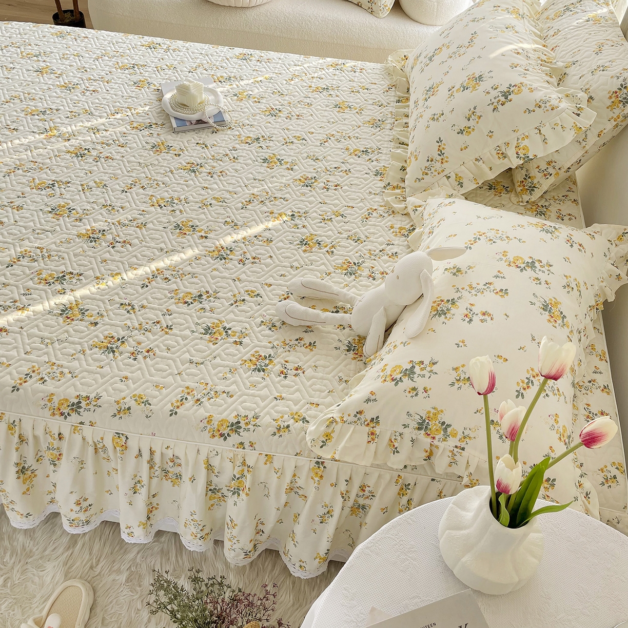 91家纺网 家纺一手货源 找家纺 忘忧草 2026新款13372全棉夹棉款床笠式床裙 10温迪