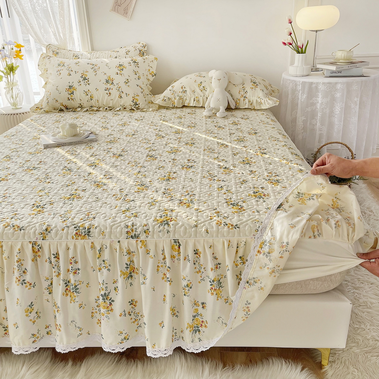 91家纺网 家纺一手货源 找家纺 忘忧草 2026新款13372全棉夹棉款床笠式床裙 10温迪