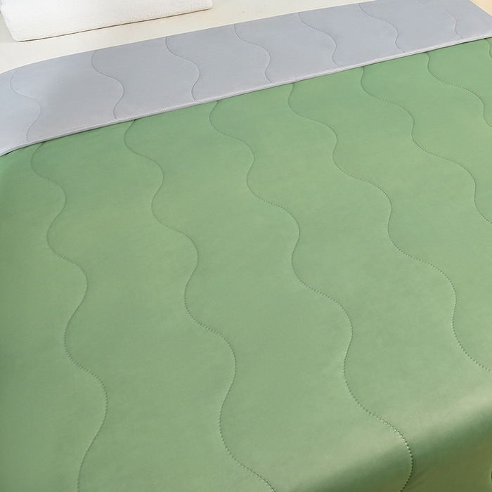 91家纺网 家纺一手货源 找家纺 预言家纺 2026新款深睡双感双重凉感丝夏凉被被子被芯 海洋果绿