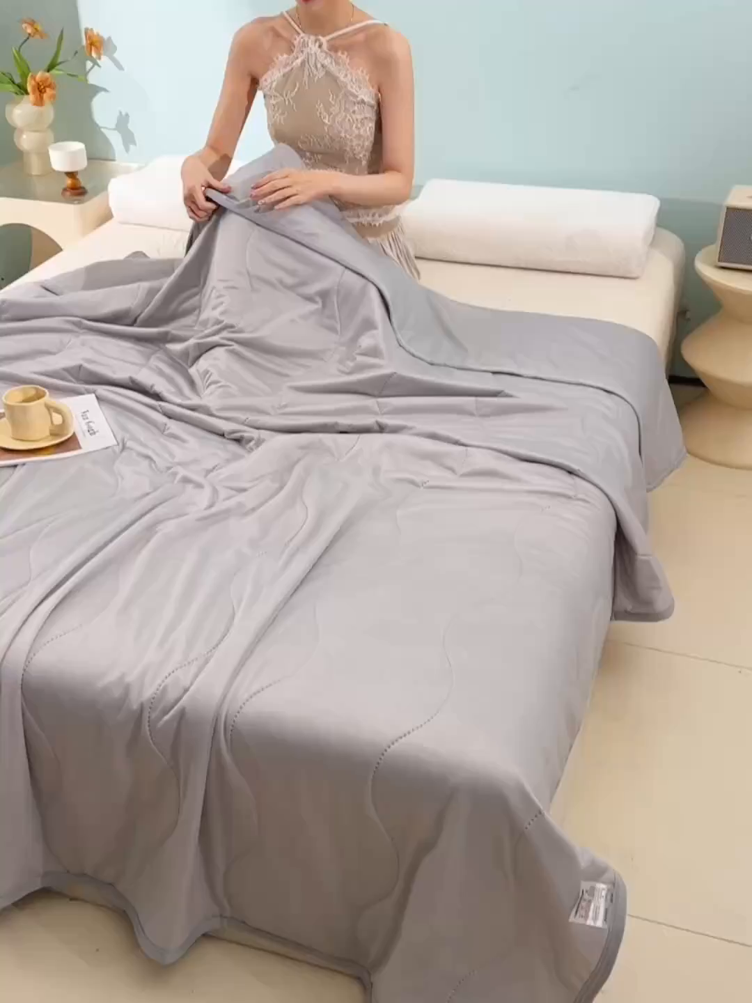 91家纺网 家纺一手货源 找家纺 预言家纺 2026新款深睡双感双重凉感丝夏凉被被子被芯 海洋灰