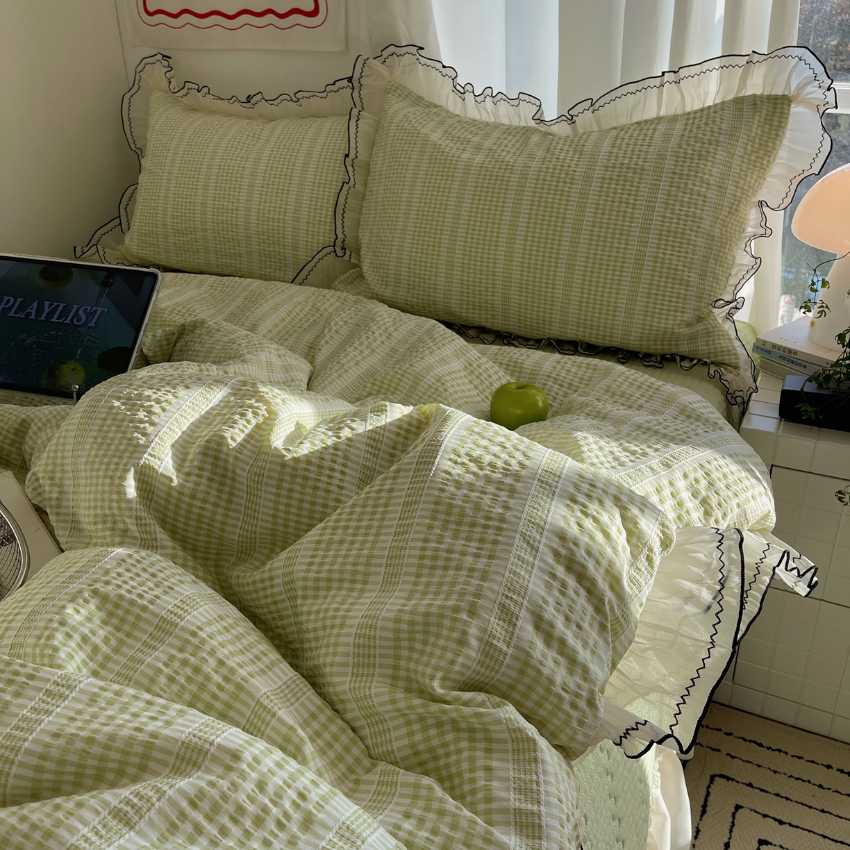 91家纺网 家纺一手货源 找家纺 （总）首尔家纺 2026春夏新款小清新色织提花格子花边款床单床盖款四件套蜜格系列