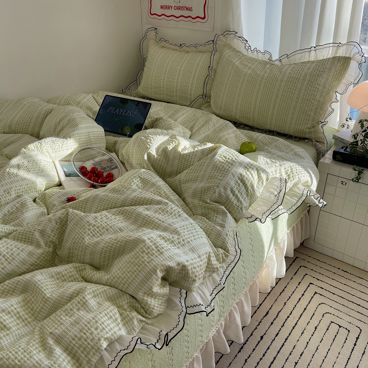 91家纺网 家纺一手货源 找家纺 （总）首尔家纺 2026春夏新款小清新色织提花格子花边款床单床盖款四件套蜜格系列