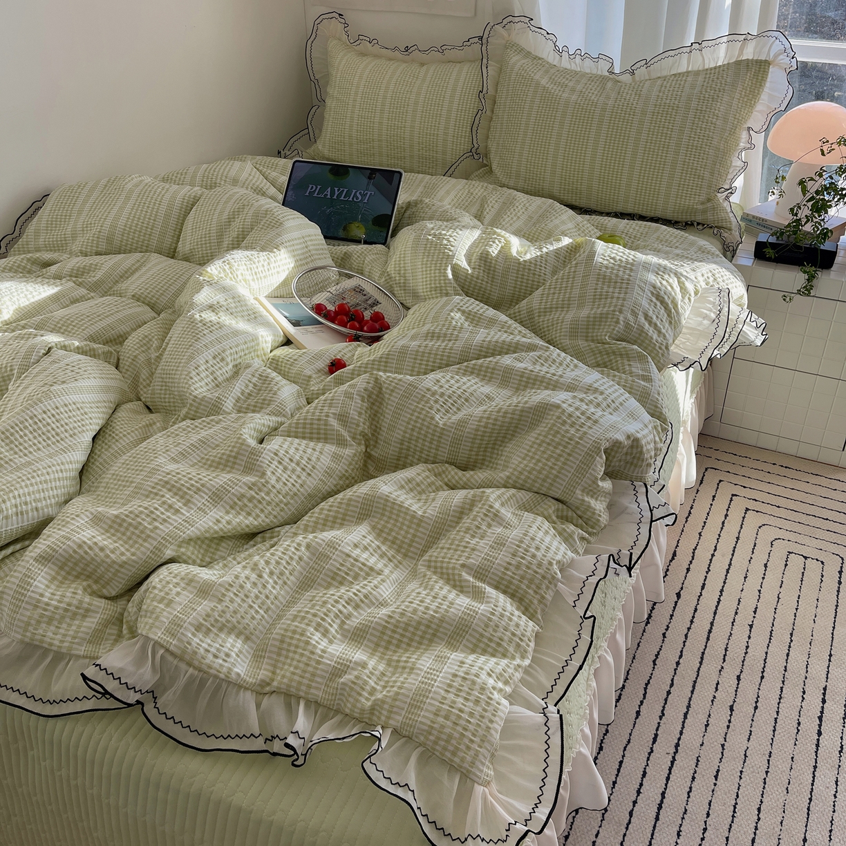 91家纺网 家纺一手货源 找家纺 （总）首尔家纺 2026春夏新款小清新色织提花格子花边款床单床盖款四件套蜜格系列