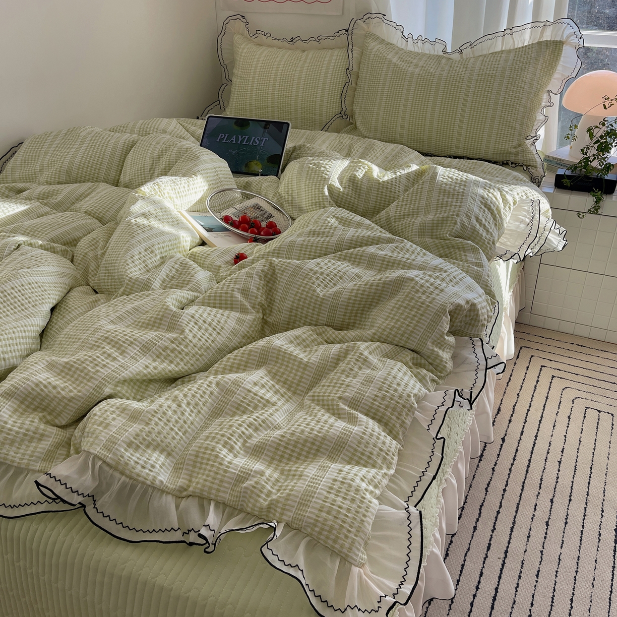 91家纺网 家纺一手货源 找家纺 （总）首尔家纺 2026春夏新款小清新色织提花格子花边款床单床盖款四件套蜜格系列