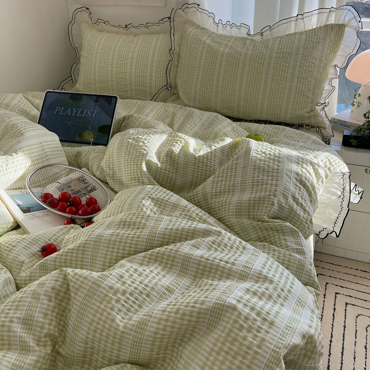 91家纺网 家纺一手货源 找家纺 （总）首尔家纺 2026春夏新款小清新色织提花格子花边款床单床盖款四件套蜜格系列