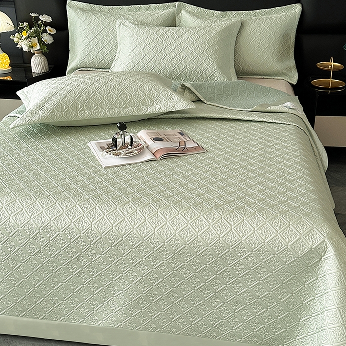 91家纺网 家纺一手货源 找家纺 欧夏家纺 2026新款欧式夏季凉感莱赛尔天丝床盖三件套夹棉床盖床褥直播供货 牛油果绿