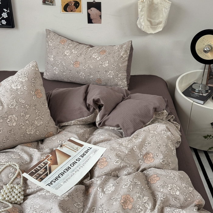 91家纺网 家纺一手货源 找家纺 （总）雅阁尔家纺 2026新款轻奢复古美拉德风泡芙棉四件套水洗棉双层纱床单被套学生宿舍三件套床笠款