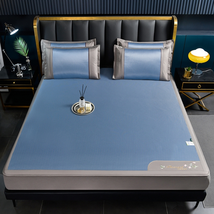 91家纺网 家纺一手货源 找家纺 小牛席业 2026新款艾草清香冰丝席（床笠款）凉席藤席冰藤席冰丝席竹席草席空调席乳胶席豆豆席 艾草清香冰丝席（床笠款）-蓝色