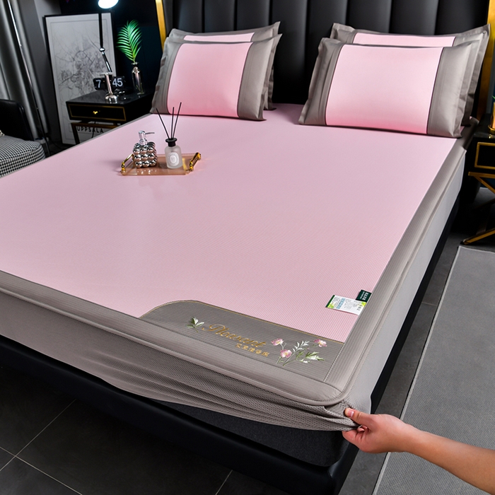 91家纺网 家纺一手货源 找家纺 小牛席业 2026新款艾草清香冰丝席（床笠款）凉席藤席冰藤席冰丝席竹席草席空调席乳胶席豆豆席 艾草清香冰丝席（床笠款）-粉色