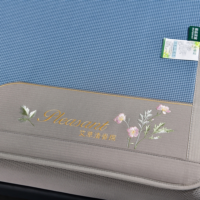 91家纺网 家纺一手货源 找家纺 小牛席业 2026新款艾草清香冰丝席（床笠款）凉席藤席冰藤席冰丝席竹席草席空调席乳胶席豆豆席 艾草清香冰丝席（床笠款）-蓝色