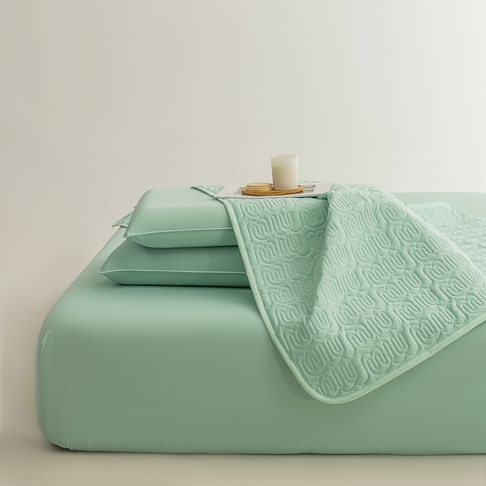 91家纺网 家纺一手货源 找家纺 恩和家纺 2026新款锦氨凉感丝夹棉床护垫 冰美式凉感垫 浅浅绿