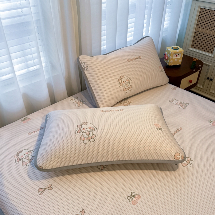 91家纺网 家纺一手货源 找家纺 （总）凯罗 2026新款卡通实拍小红书爆款凉豆豆绣花凉席床笠可水洗床笠席子