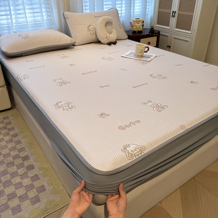 91家纺网 家纺一手货源 找家纺 （总）凯罗 2026新款卡通实拍小红书爆款凉豆豆绣花凉席床笠可水洗床笠席子