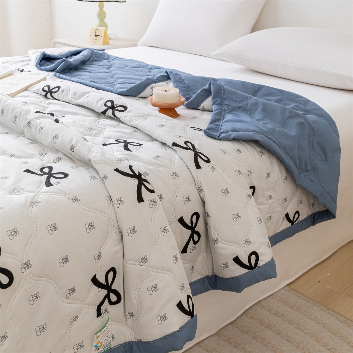 91家纺网 家纺一手货源 找家纺 伊凡 2025新款亲肤磨毛印花夏凉被空调被子薄盖毯被 简约蝴蝶