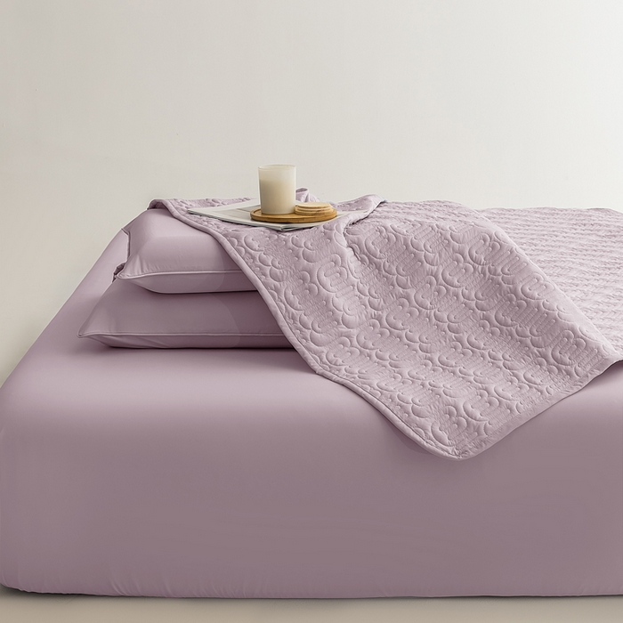 91家纺网 家纺一手货源 找家纺 恩和家纺 2026新款锦氨凉感丝夹棉床护垫 冰美式凉感垫 仙女紫