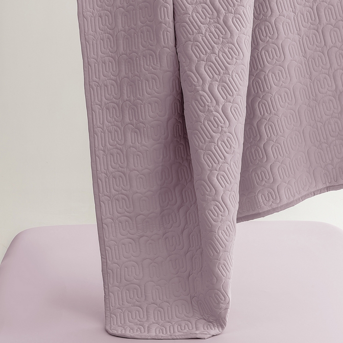 91家纺网 家纺一手货源 找家纺 恩和家纺 2026新款锦氨凉感丝夹棉床护垫 冰美式凉感垫 仙女紫