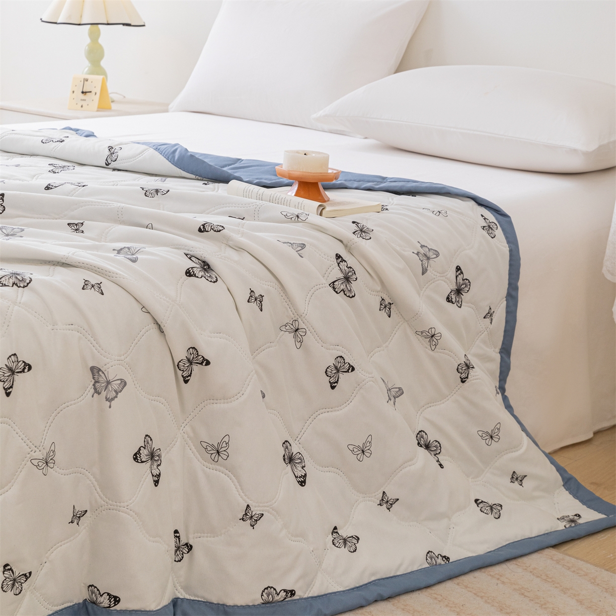 91家纺网 家纺一手货源 找家纺 伊凡 2025新款亲肤磨毛印花夏凉被空调被子薄盖毯被 绚丽蝶韵