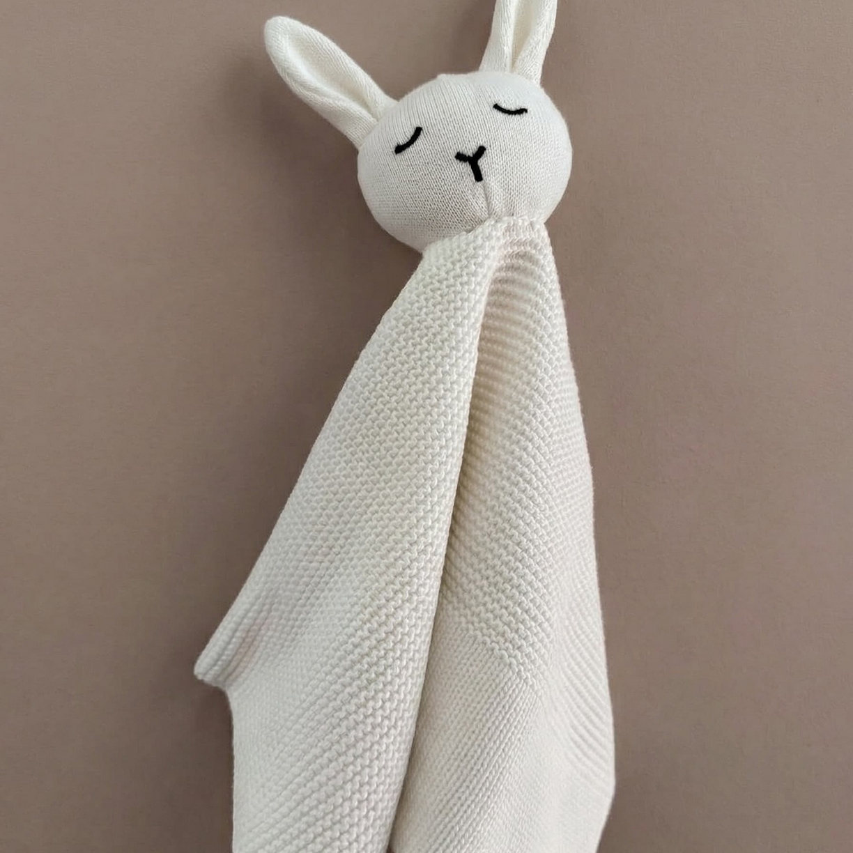 91家纺网 家纺一手货源 找家纺 （总）暖绵绵家纺 新款宝宝的好玩伴萌兔安抚巾新生儿陪睡软玩偶-甜梦兔