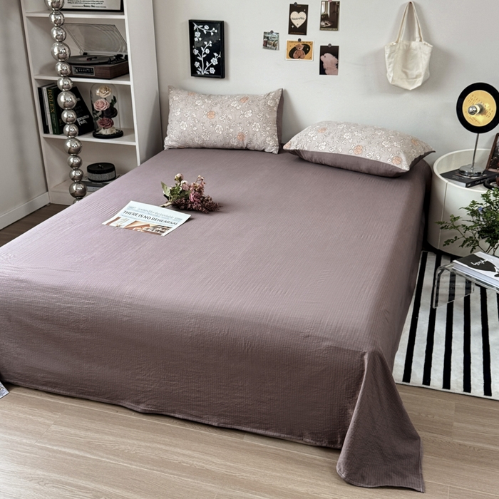 91家纺网 家纺一手货源 找家纺 雅阁尔家纺 2026新款轻奢复古美拉德风泡芙棉四件套水洗棉双层纱床单被套学生宿舍三件套床笠款 风华若诗