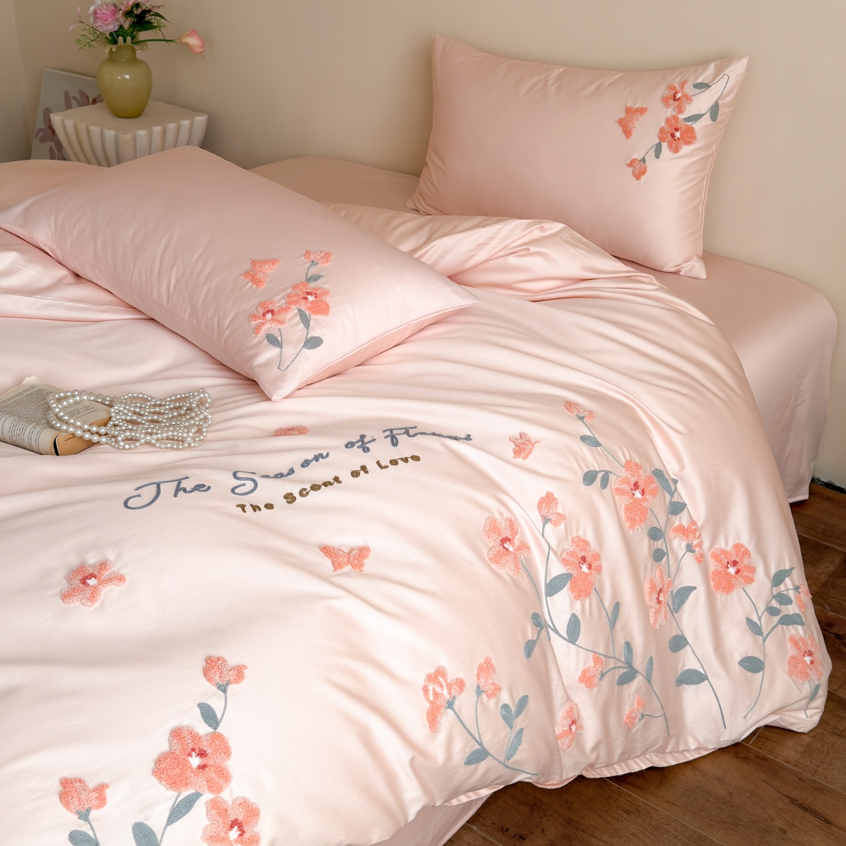 91家纺网 家纺一手货源 找家纺 （总）优彩 2026春夏新款A类100支长绒棉毛巾绣四件套系列