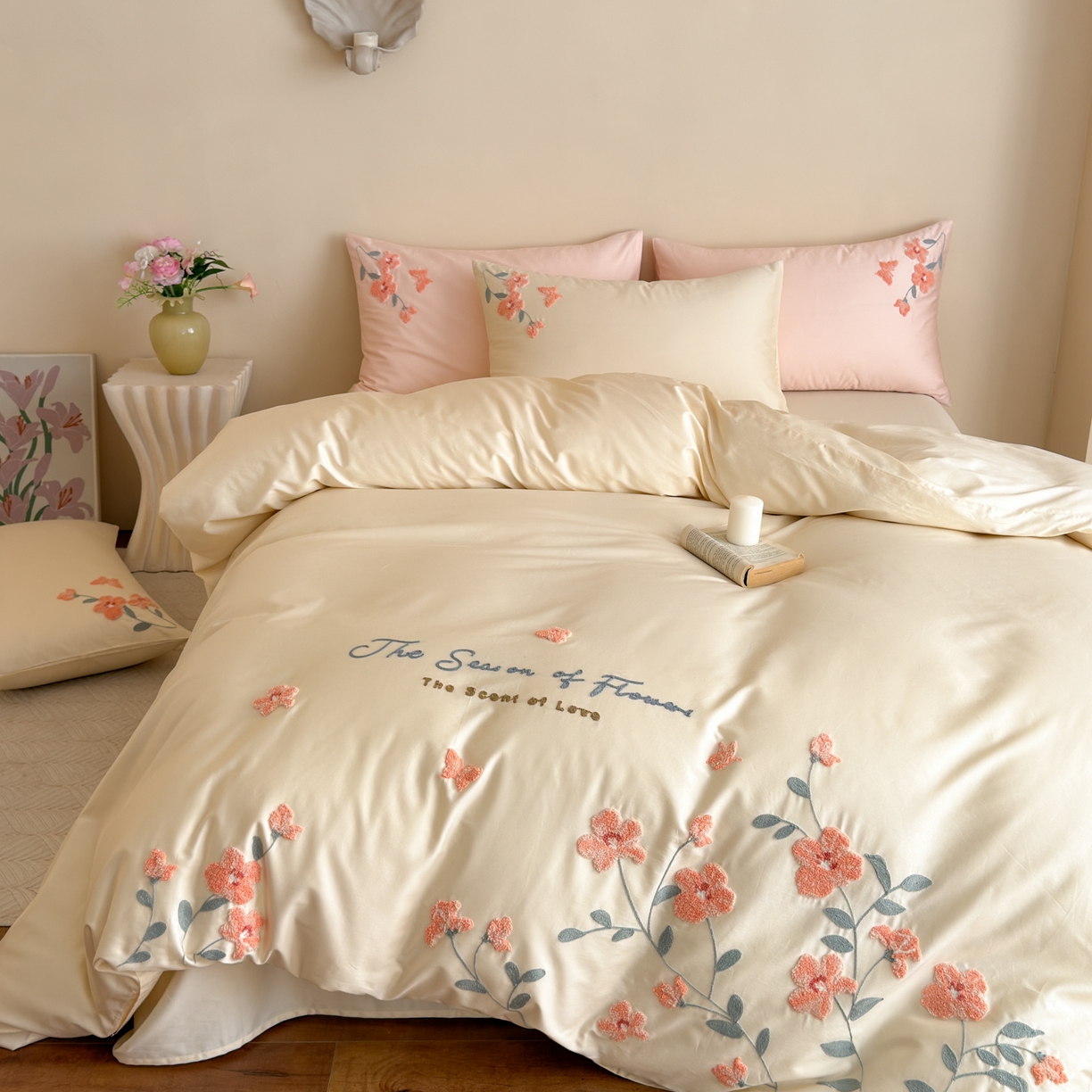 91家纺网 家纺一手货源 找家纺 优彩 2026春夏新款A类100支长绒棉毛巾绣四件套系列 满庭芳-奶油白