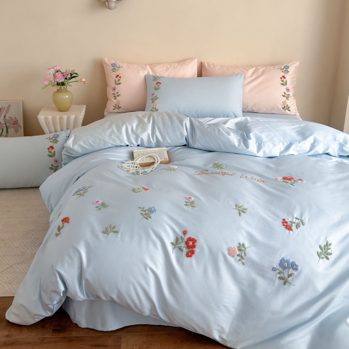 91家纺网 家纺一手货源 找家纺 优彩 2026春夏新款A类100支长绒棉毛巾绣四件套系列 醉花阴-蓝