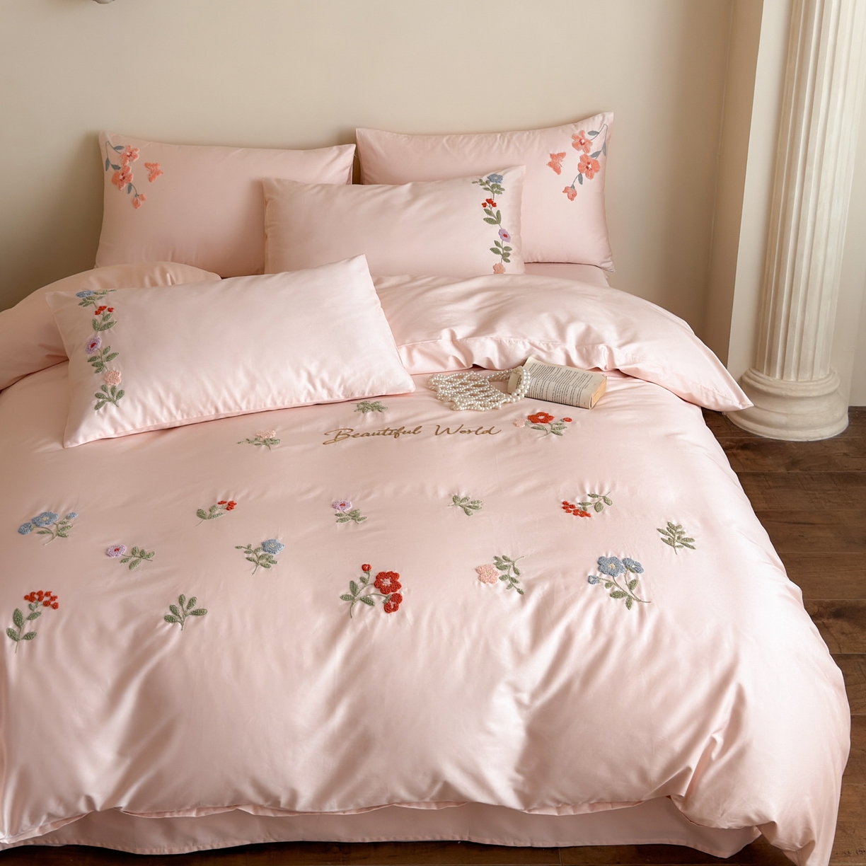 91家纺网 家纺一手货源 找家纺 优彩 2026春夏新款A类100支长绒棉毛巾绣四件套系列 醉花阴-粉