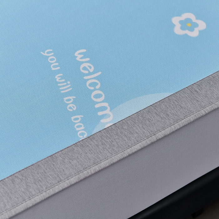 91家纺网 家纺一手货源 找家纺 小牛席业 2025新款加厚款-碳光凉感冰丝席系列（床笠款）凉席藤席冰藤席冰丝席竹席空调席草席乳胶席凉感豆豆席三 清凉夏日（床笠款）