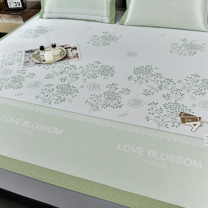 91家纺网 家纺一手货源 找家纺 小牛席业 2025新款加厚款-碳光凉感冰丝席系列（床笠款）凉席藤席冰藤席冰丝席竹席空调席草席乳胶席凉感豆豆席三 清新叶语-绿（床笠款）