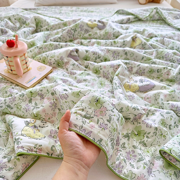 91家纺网 家纺一手货源 找家纺 优迈 2026新款A类针织棉嘟嘟被夏被春秋被空调被儿童学生被子被芯 花枝兔