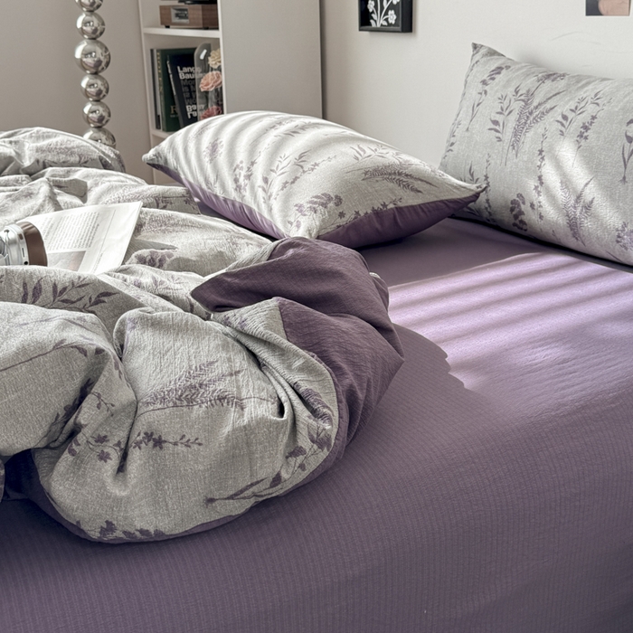 91家纺网 家纺一手货源 找家纺 雅阁尔家纺 2026新款复古美拉德风泡芙棉双层纱床单床笠款水洗棉四件套学生宿舍三件套单被套 紫苏