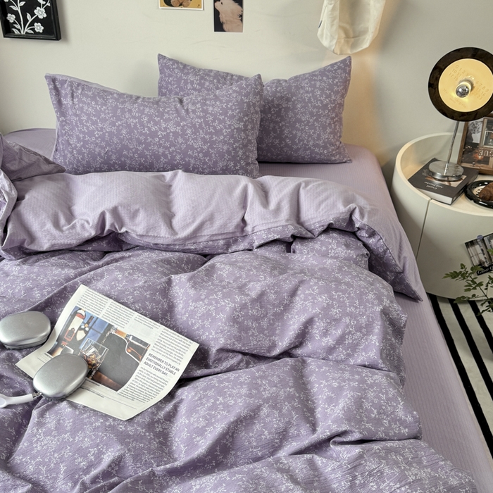 91家纺网 家纺一手货源 找家纺 雅阁尔家纺 2026新款复古美拉德风泡芙棉双层纱床单床笠款水洗棉四件套学生宿舍三件套单被套 紫萝漫想